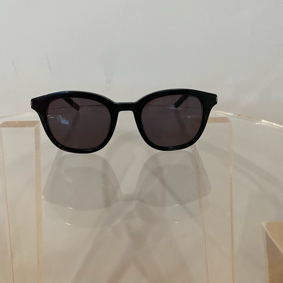 Saint Laurent Classic SL 28 sunglasses 100% black acetate, metal corners - Picture 1 of 5